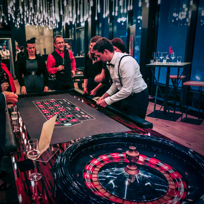 Mobile Casino mieten Roulette spielen Pokertisch mieten Craps Betriebsfeier Firmenevent Weihnachtsfeier Dresden Berlin München Erfurt Leipzig Casino Crew

